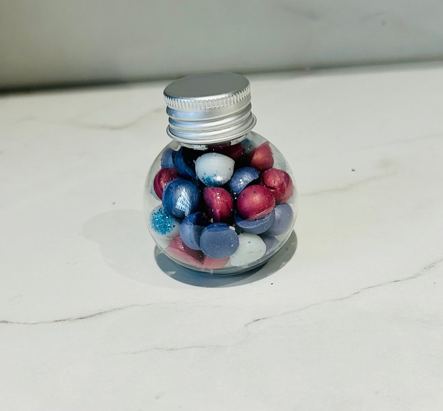 Christmas Wax - Filled Bauble (1)