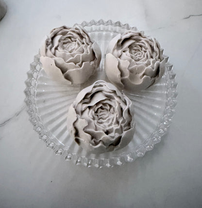 3 small flowers Aroma Stone ~ Aftershave
